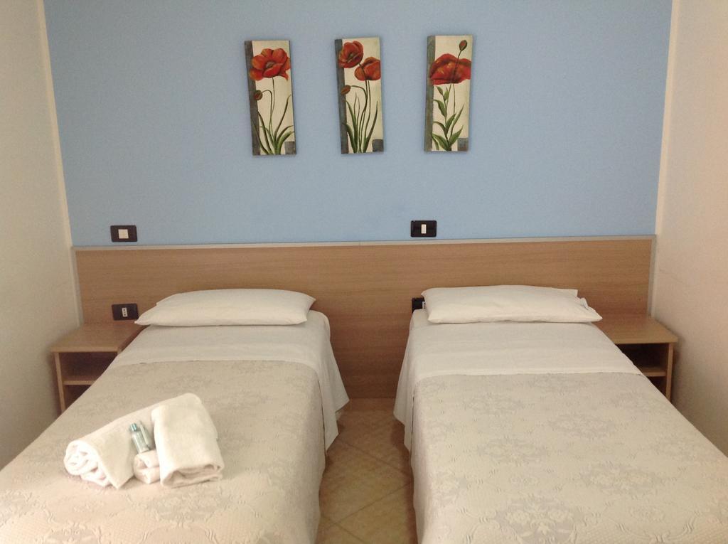 Bed & Breakfast Mediterraneo Pozzallo Exterior photo