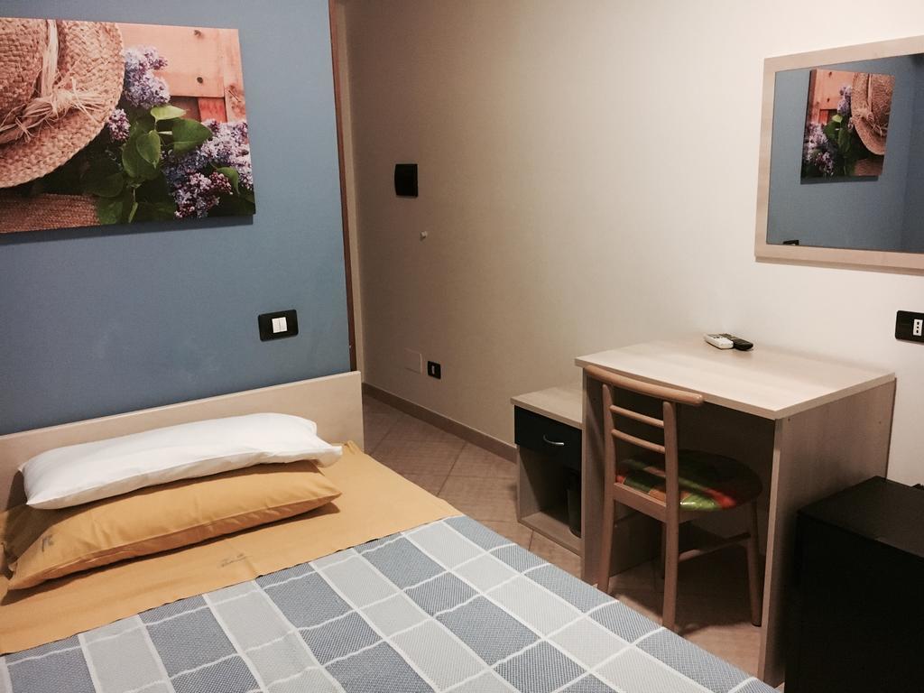 Bed & Breakfast Mediterraneo Pozzallo Exterior photo