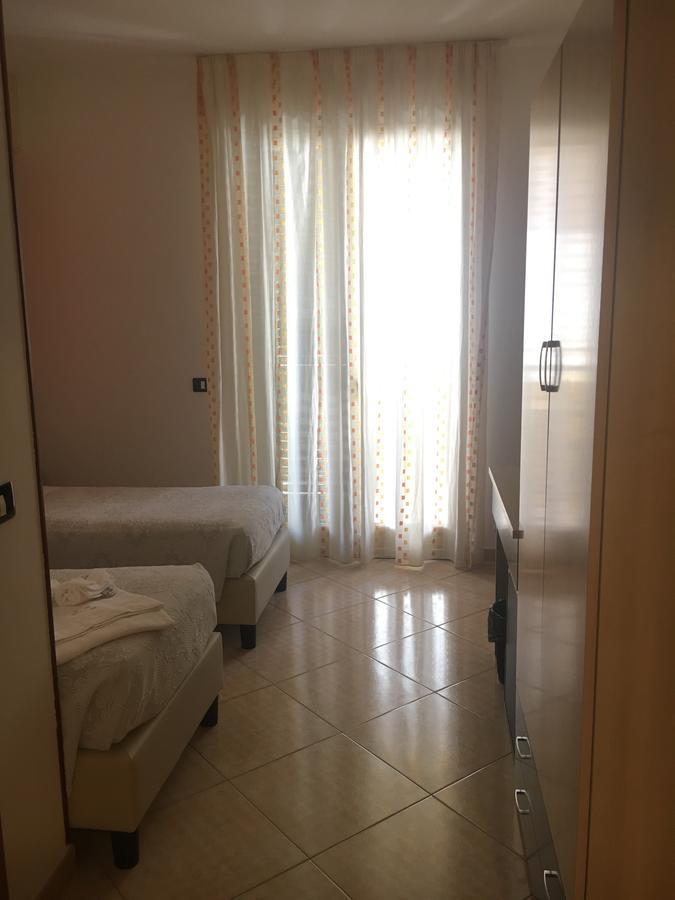 Bed & Breakfast Mediterraneo Pozzallo Exterior photo